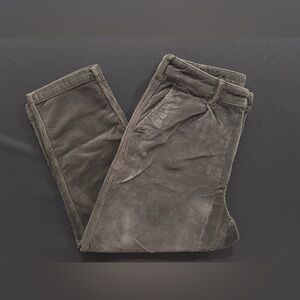 American Eagle Outfitters Olive 🫒 Green Corduroy Pants Relaxed Fit